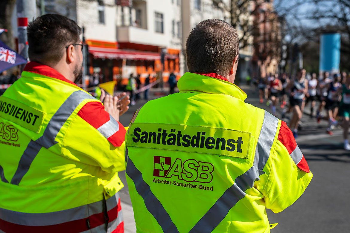 ASB-Sanitaetsdienst bei einer Veranstaltung in Berlin