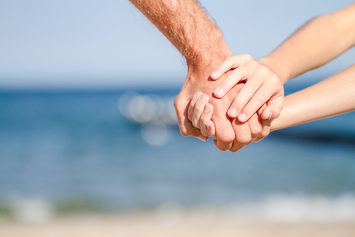 mutter-vater-kind-kur-hand-in-hand.jpg