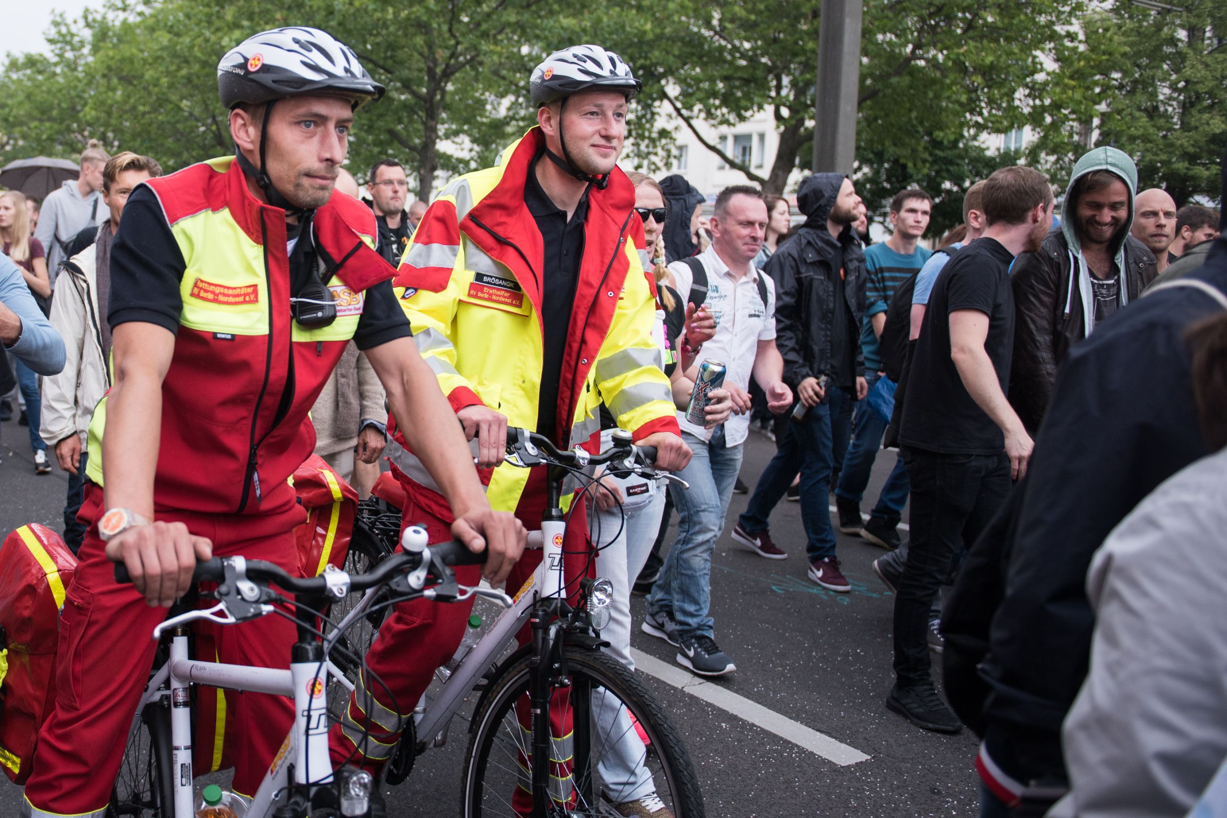 ASBKlimaschutz.jpg Fahrradstaffel des ASB im Einsatz
