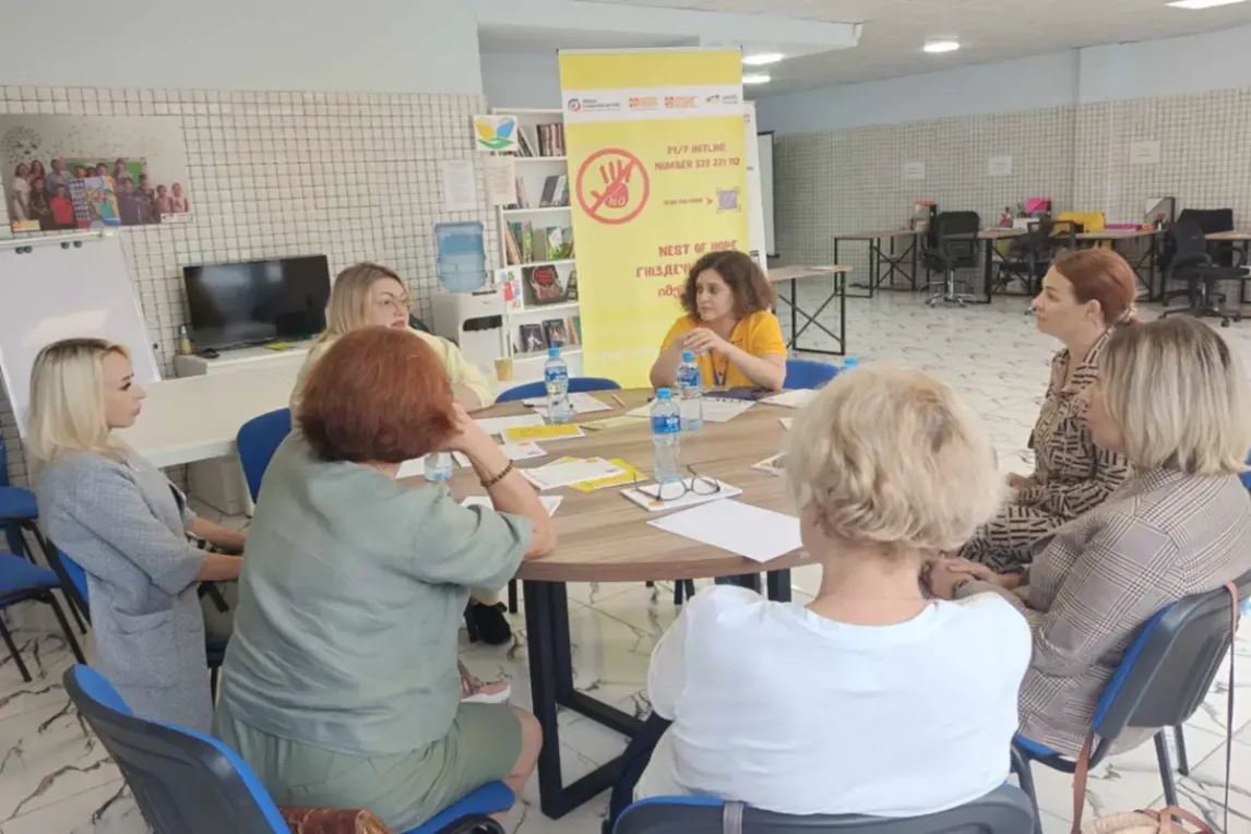 Round Table-During the consultat.webp